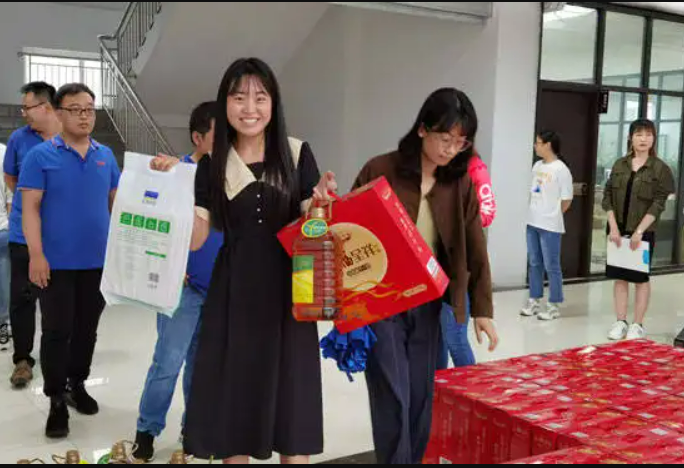 喜迎二十大 歡度中秋節(圖2) 111.jpg