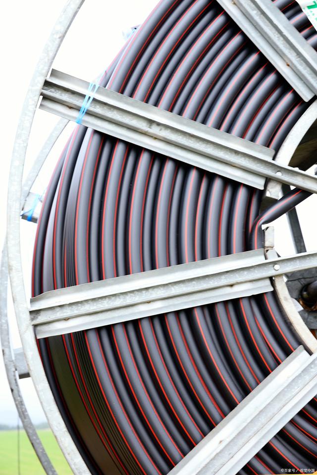 高柔性拖鏈電纜耐磨損原因分析(圖1) 高柔性拖鏈電纜耐磨損原因分析(圖1)